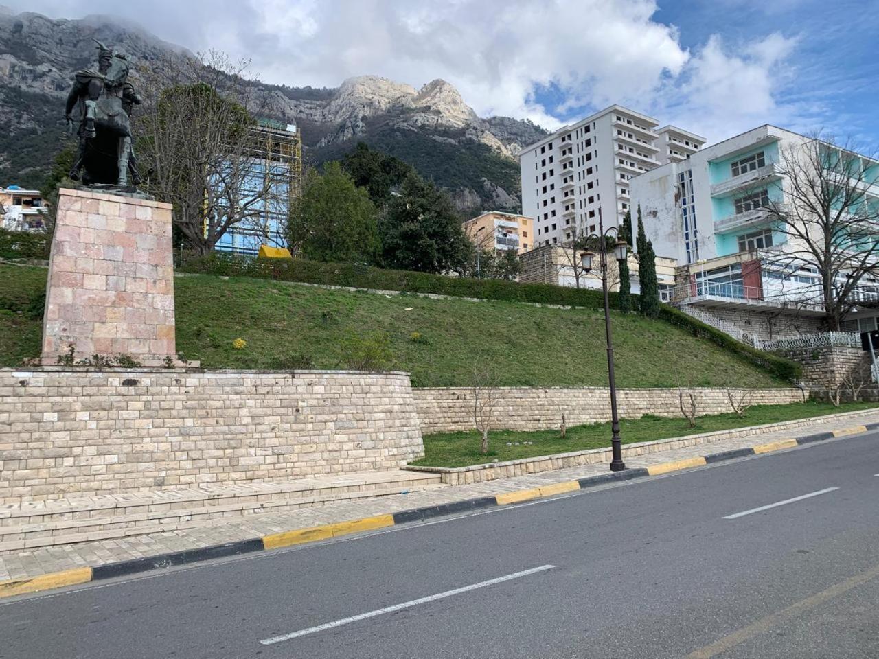 Kruja Shared Apartment Eksteriør bilde